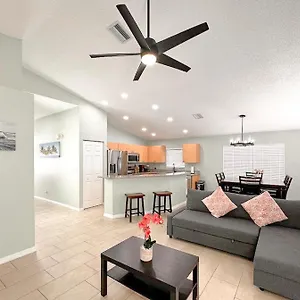 Simple House 5 Beds 4 Baths Near Beach Holiday home Clearwater